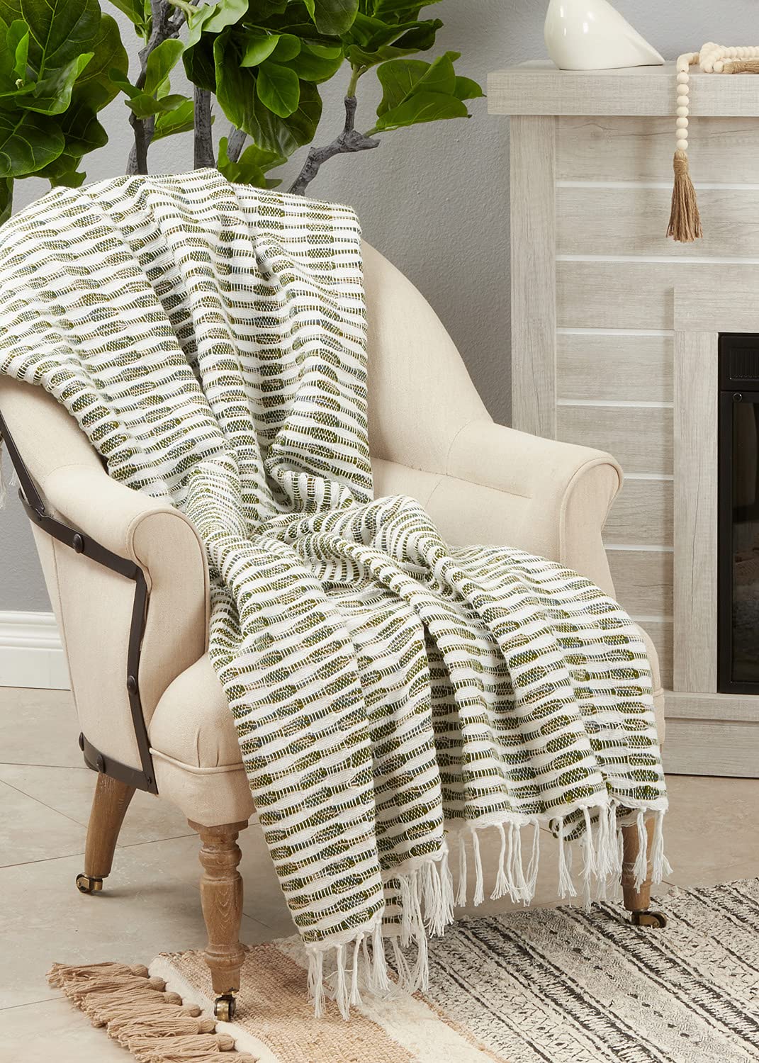 Fennco Styles Woven Linen Throw Blanket with Tassel 50" W x 60" L – Green Textured Blanket for Couch, Bedroom and Living Room Décor
