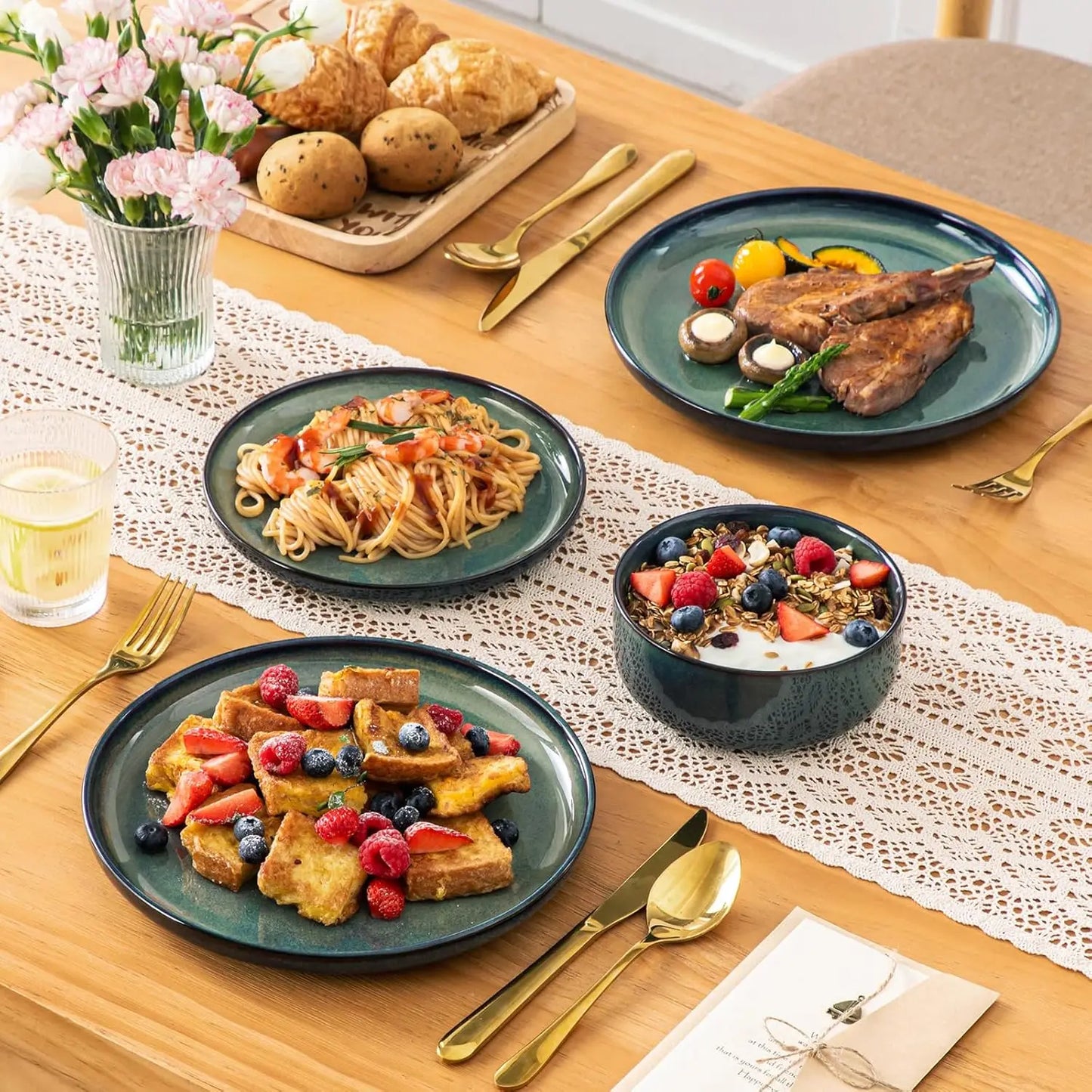 Ceramic Dinnerware Set For Four Plates And Bowls