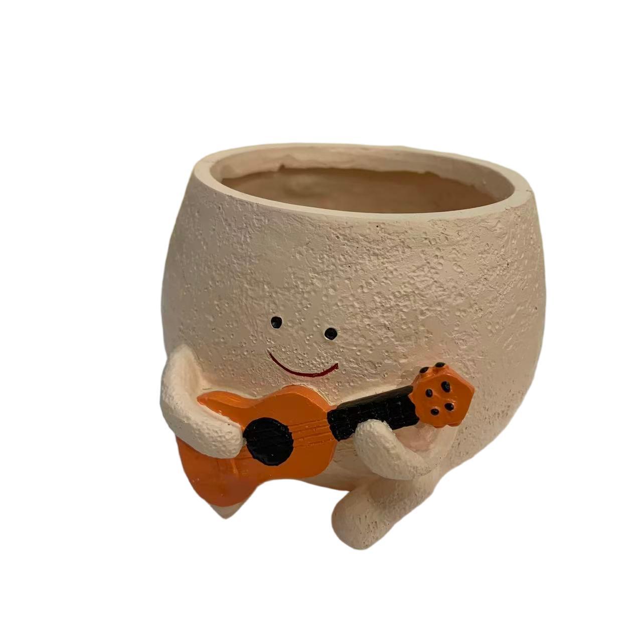 Creative Guitar-Shaped Succulent Planter
