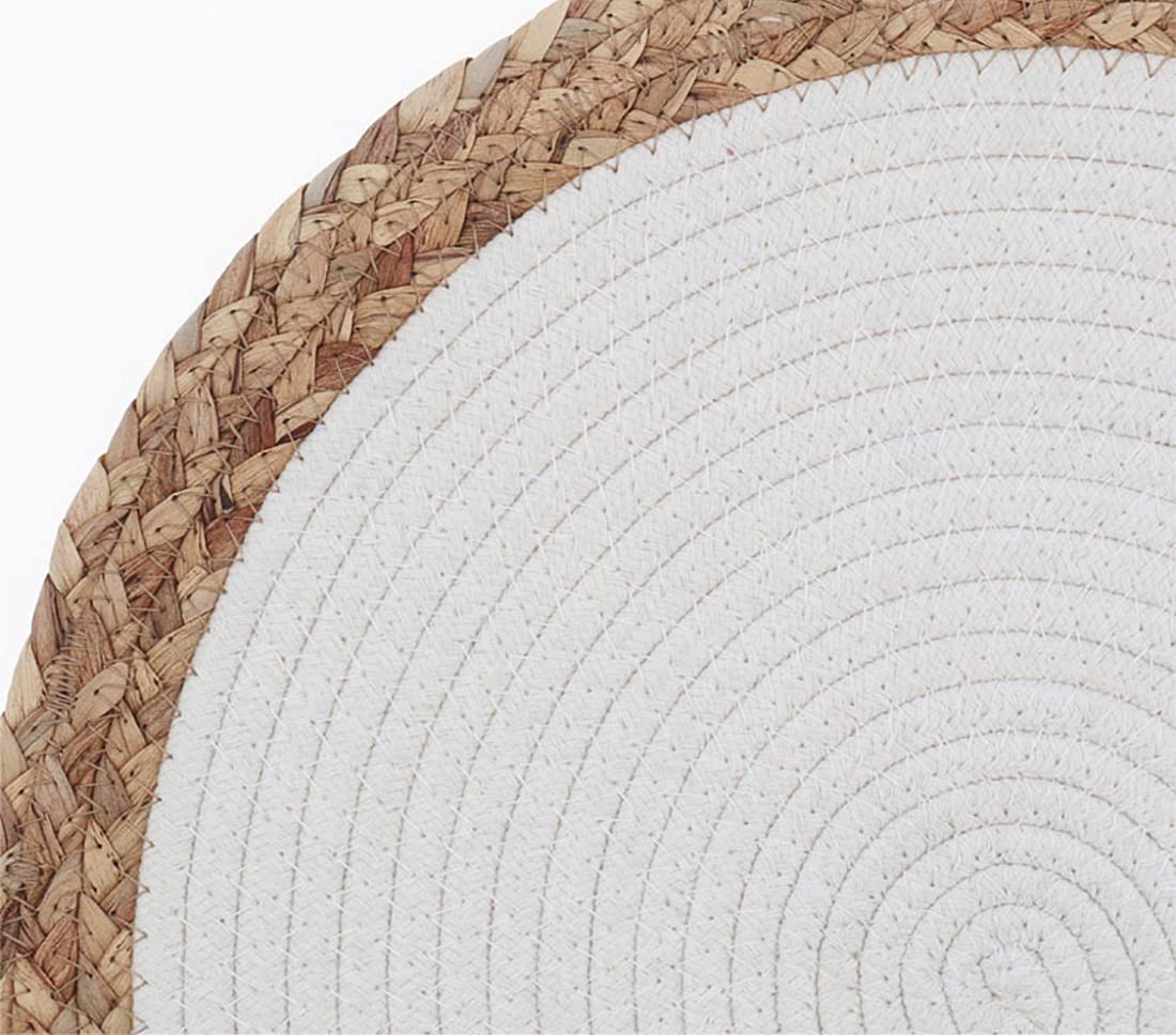 Fennco Styles Hand-Woven Rattan Cotton Rope Placemats Round, Set of 4 - Braided Table Mats Heat Resistant Insulation for Home, Boho Décor, Dining Table, Banquets, Special Events
