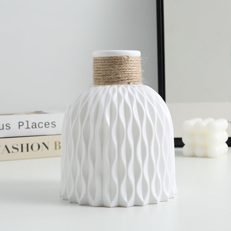 Pineapple-textured jute rope plastic vase