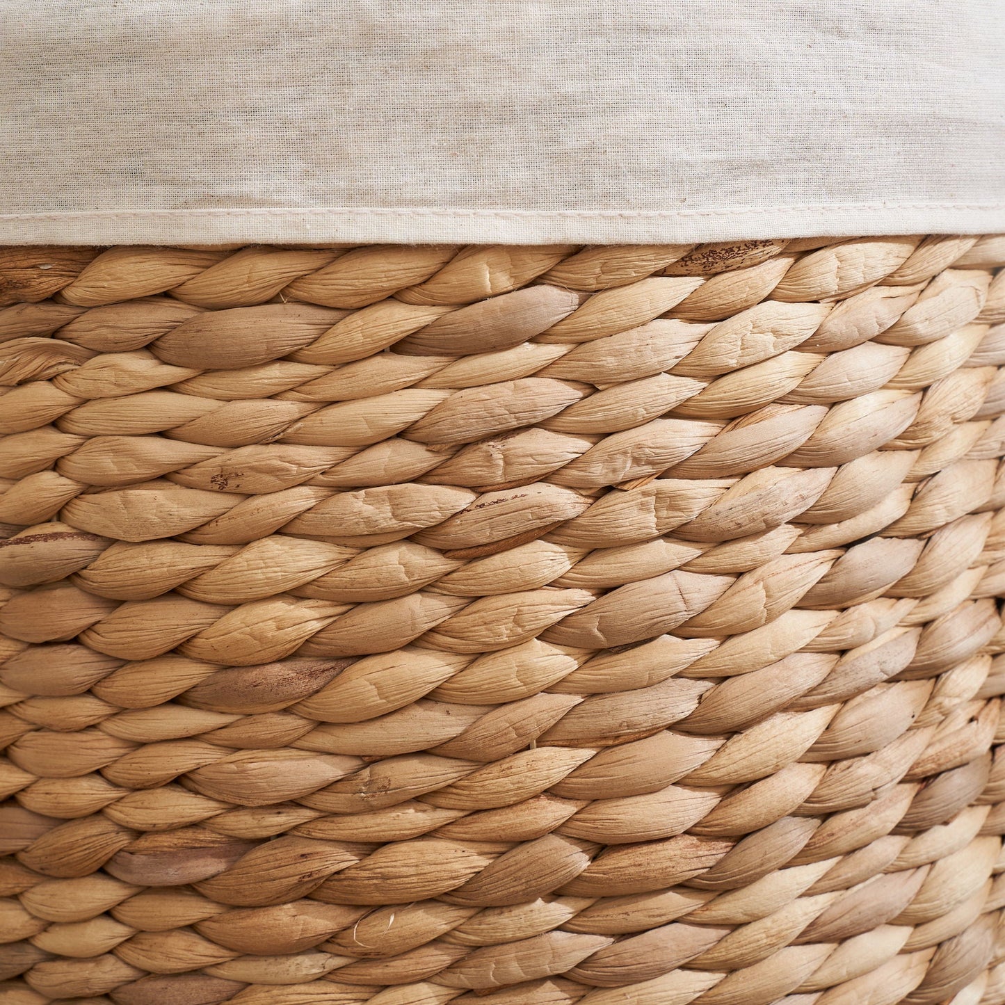 Ludmilla Round Tall Water Hyacinth Woven Wicker Laundry Hamper With Lid - For Clothes, Toys And Book Storage With Removable Liner - 18" X 18" X 23" - Natural Brown