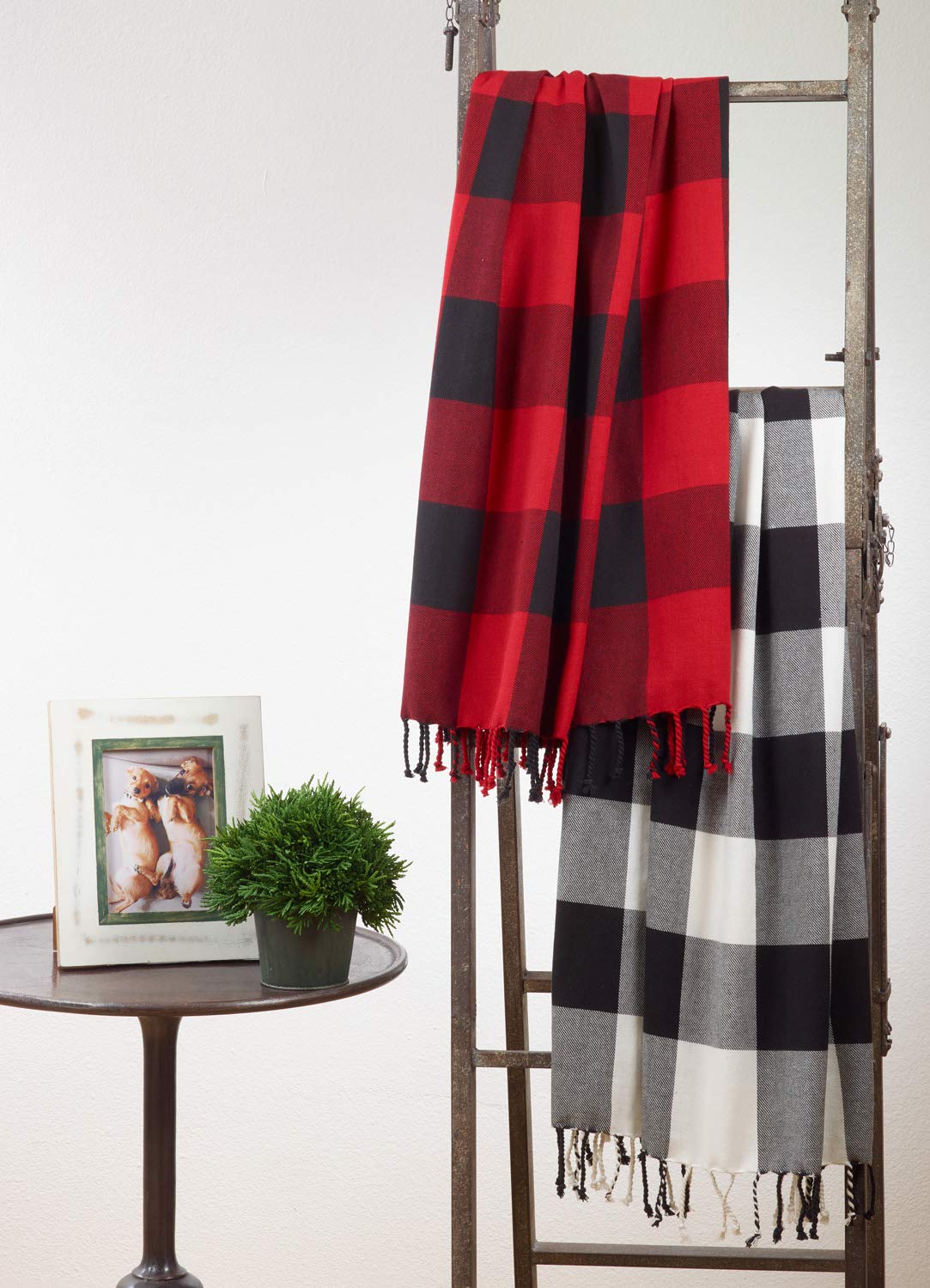 Fennco Styles Rustic Buffalo Plaid 100% Cotton Throw Blanket with Hand-Knotted Fringe