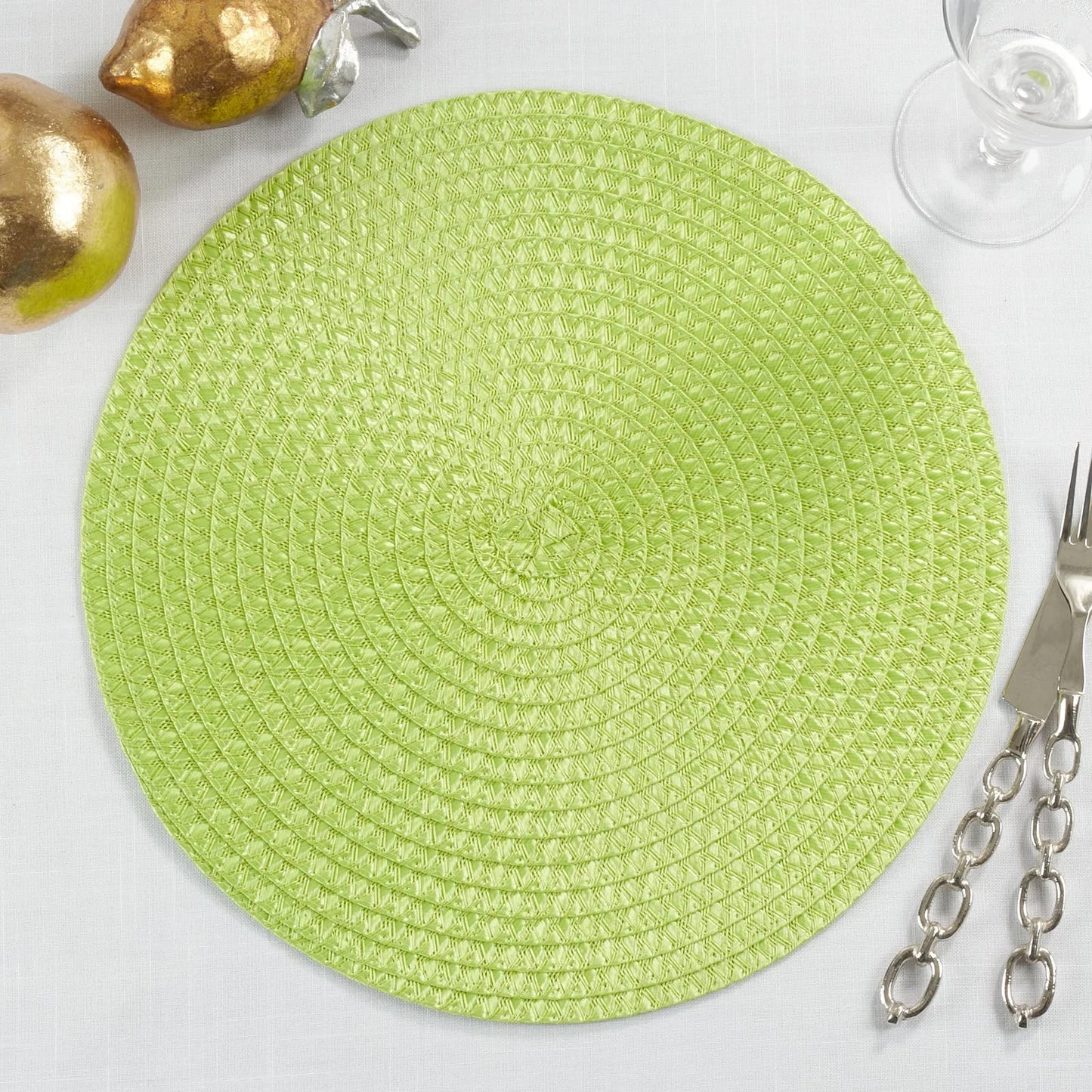Fennco Styles Modern Everyday Textured Placemats 15 Inches Round, Set of 4 – Black Woven Table Mats for Home, Dining Room Décor, Banquets, Indoor & Outdoor and Special Events