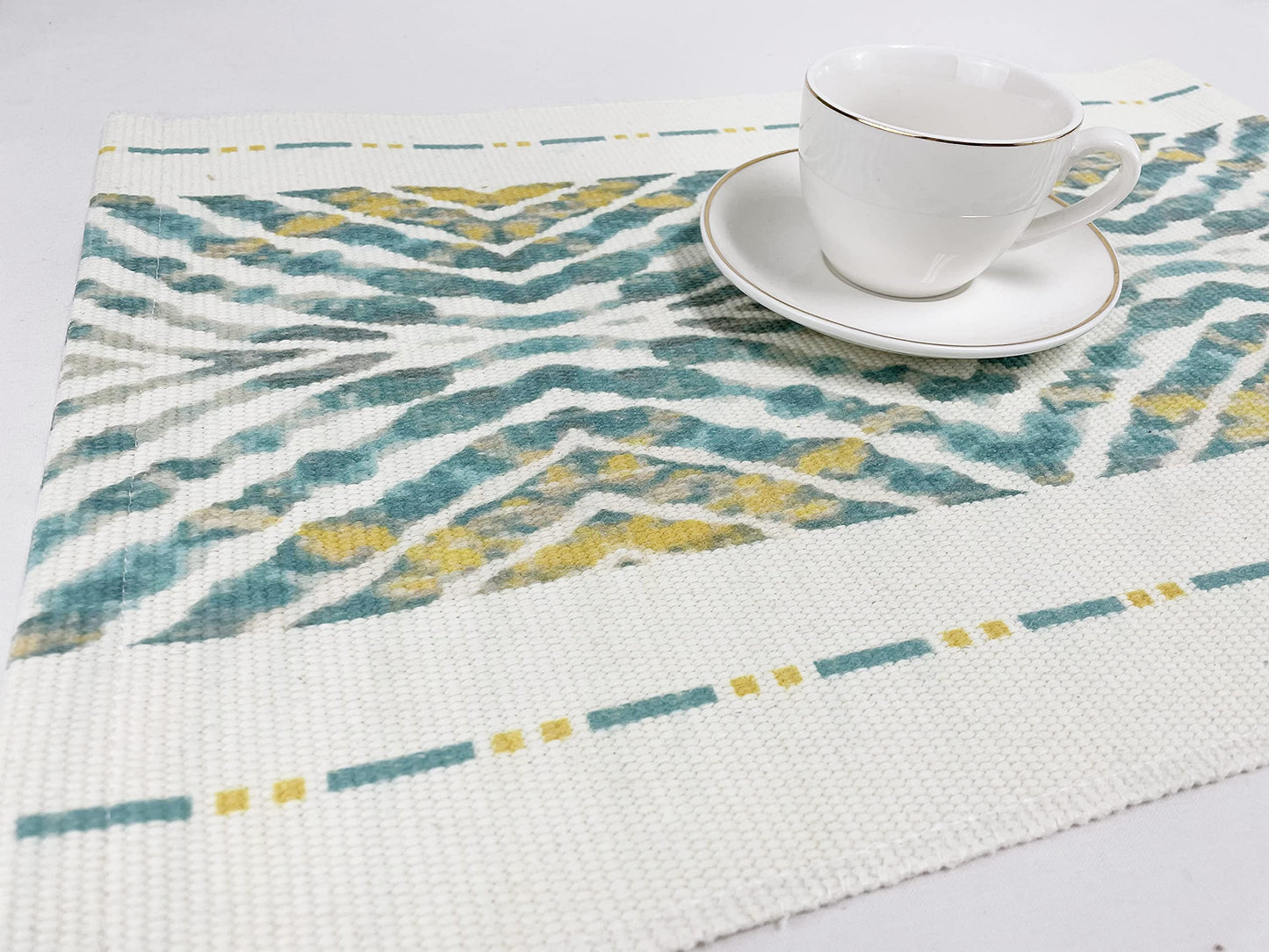 Fennco Styles Diamond Print Braided Cotton Placemats 14" W x 19" L, Set of 4