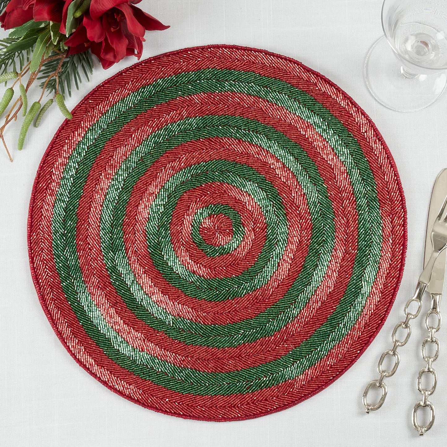 Fennco Styles Hand Beaded Two-Tone Sparkle Placemat 15" Round, 1- Piece - Red Holiday Table Mat for Home Décor, Family Gathering, Banquets, Christmas and Special Occasion