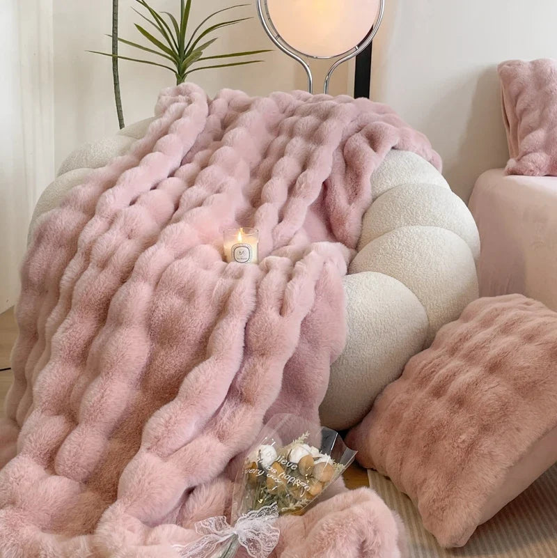 Imitation Rabbit Fur Plush Blanket Winter Warmth Comfortable Blankets Bed Luxury Warm Sofa Cover Throw Blanket for Sofa