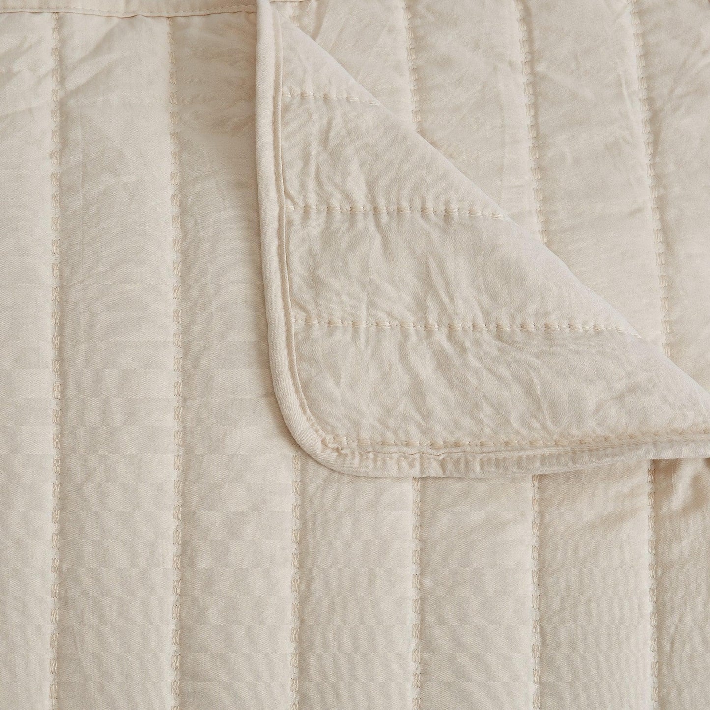Solid Striped Quilt - Virginia Collection