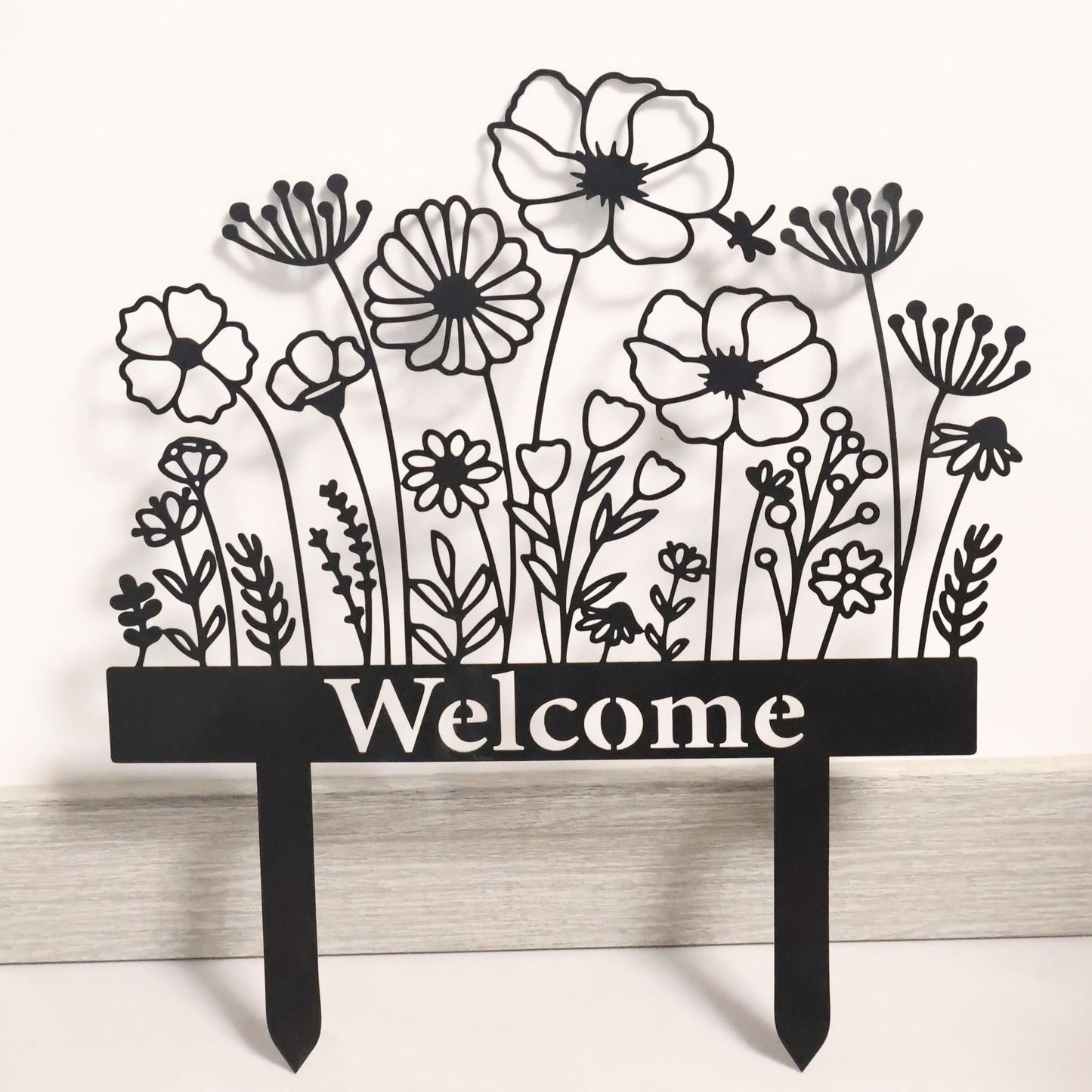 Outdoor Garden Welcome Sign
