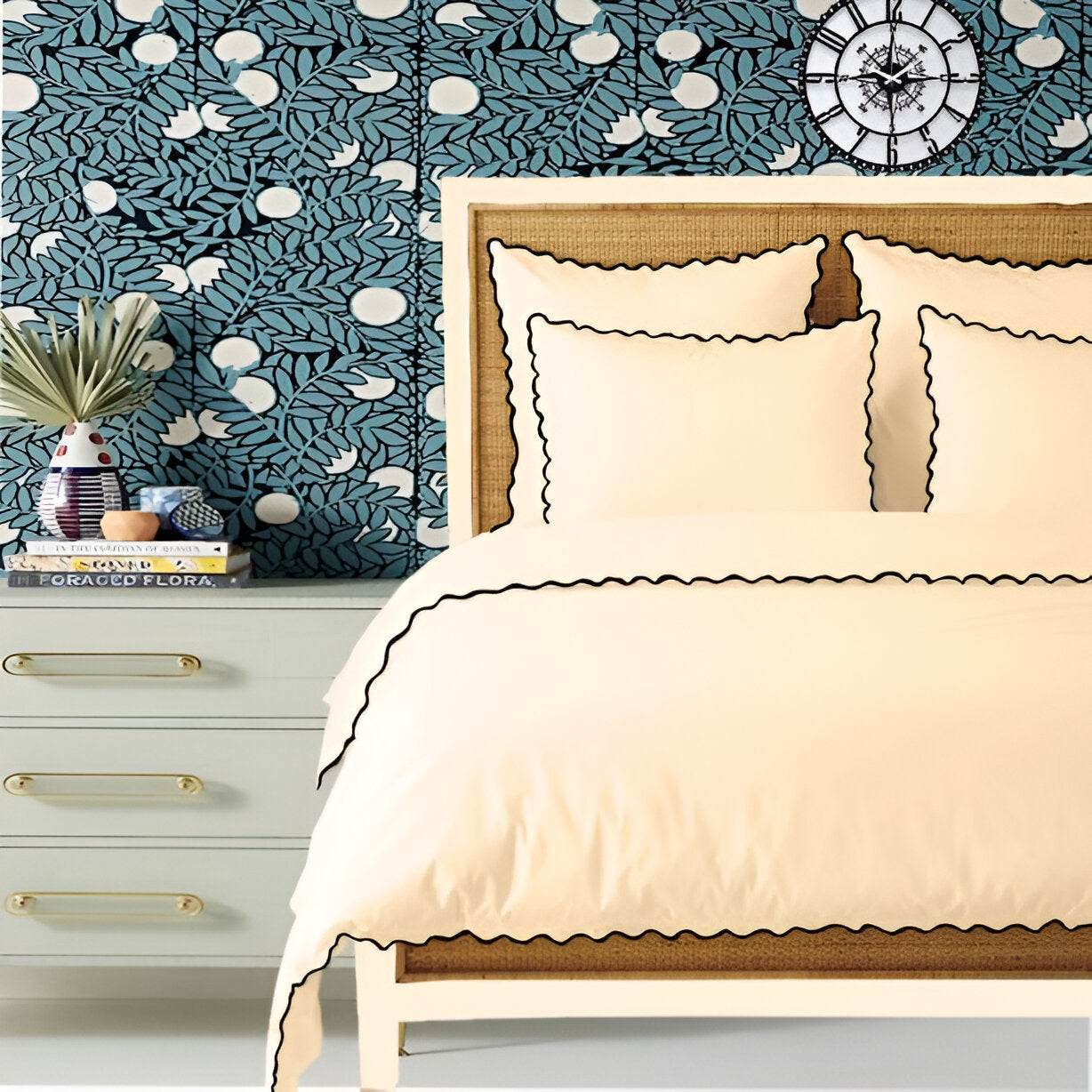 Ivory 400TC Cotton Small Scallop Embroidery Duvet Cover Set