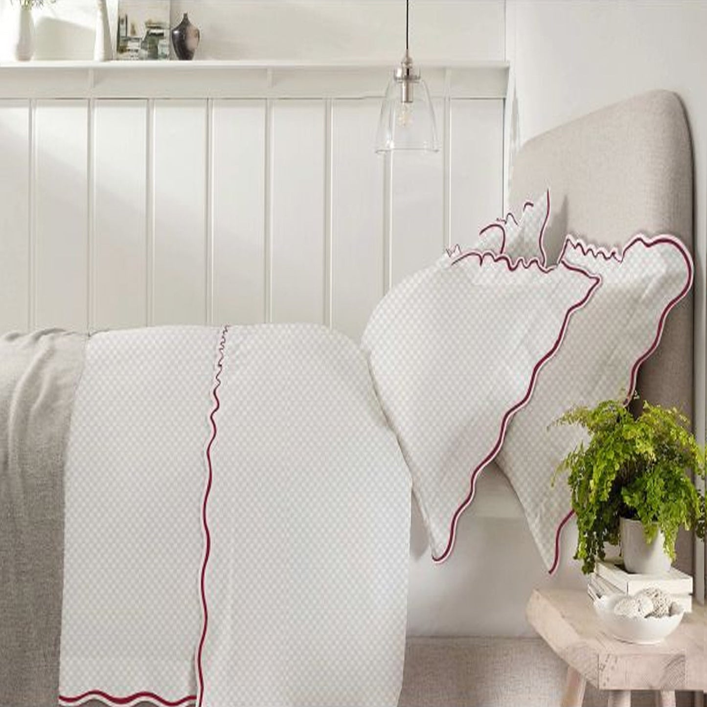 400TC Cotton Scallop Embroidery Sateen Microcheck Duvet Cover Set