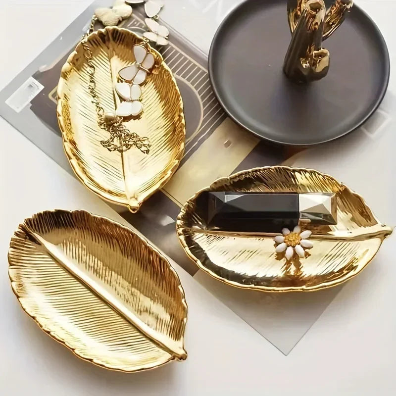 Ceramic Leaf-Shaped Jewelry Dish & Decorative Tray - Elegant Leaf Suitable for Jewelry Display, Keys, - Decorative Tabletop Centerpiece for Entryway, Living Room, Bedside, Jewelry Trays
