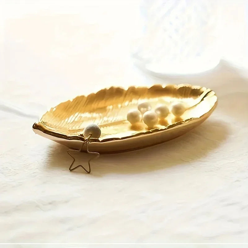 Ceramic Leaf-Shaped Jewelry Dish & Decorative Tray - Elegant Leaf Suitable for Jewelry Display, Keys, - Decorative Tabletop Centerpiece for Entryway, Living Room, Bedside, Jewelry Trays