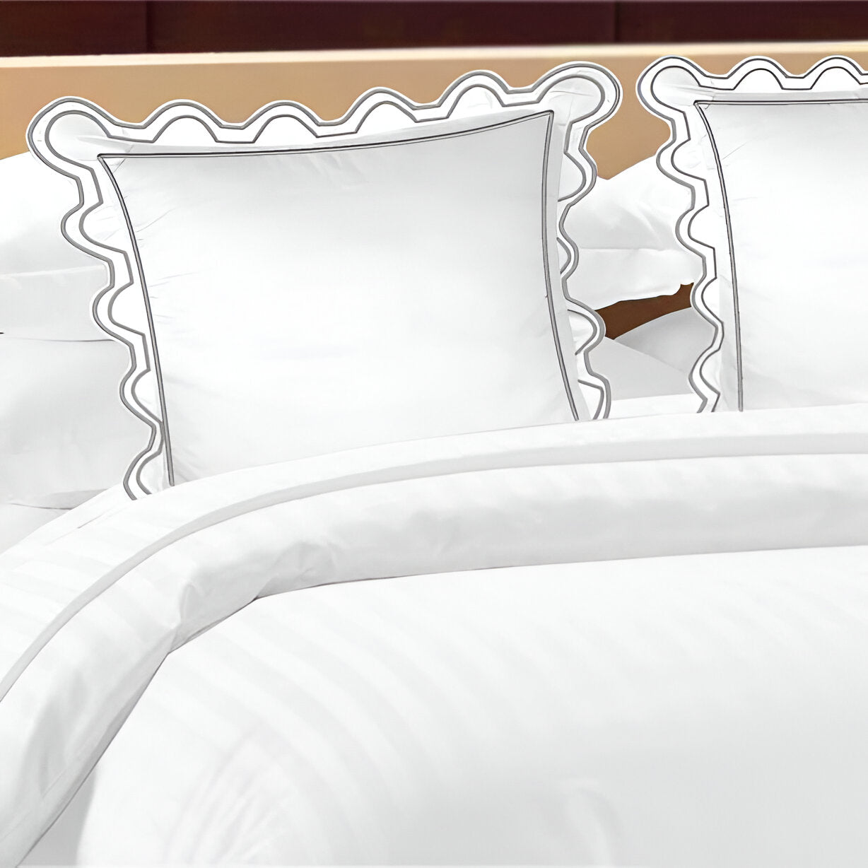 400TC U Shape Scallop Embroidery Cotton Duvet Cover Set