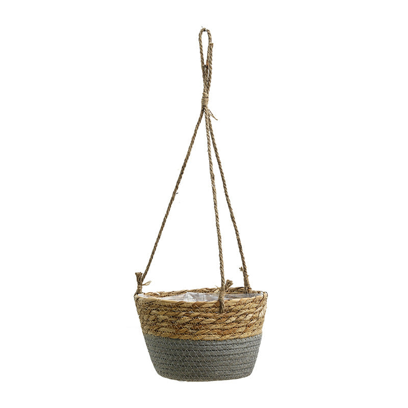 straw flowerpot