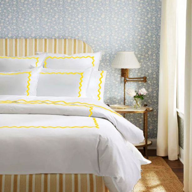 Ava 400TC Cotton Scallop Embroidery Sateen Solid Duvet Cover Set