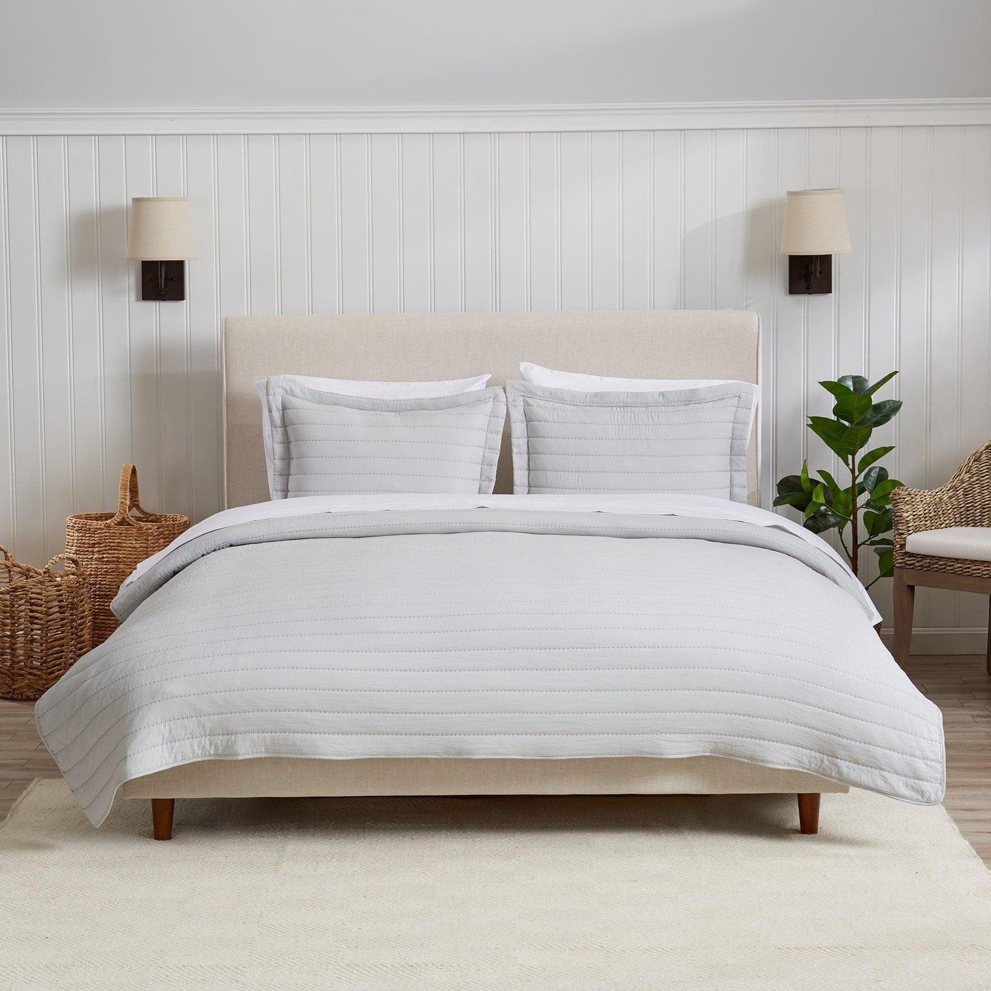 Solid Striped Quilt - Virginia Collection