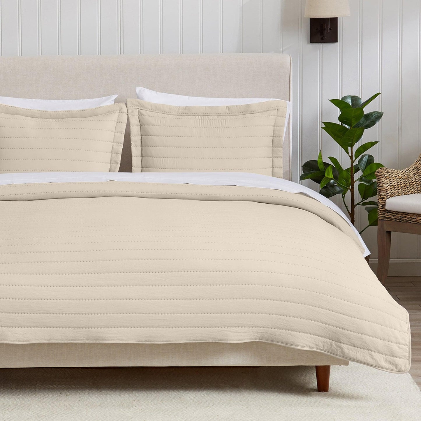 Solid Striped Quilt - Virginia Collection