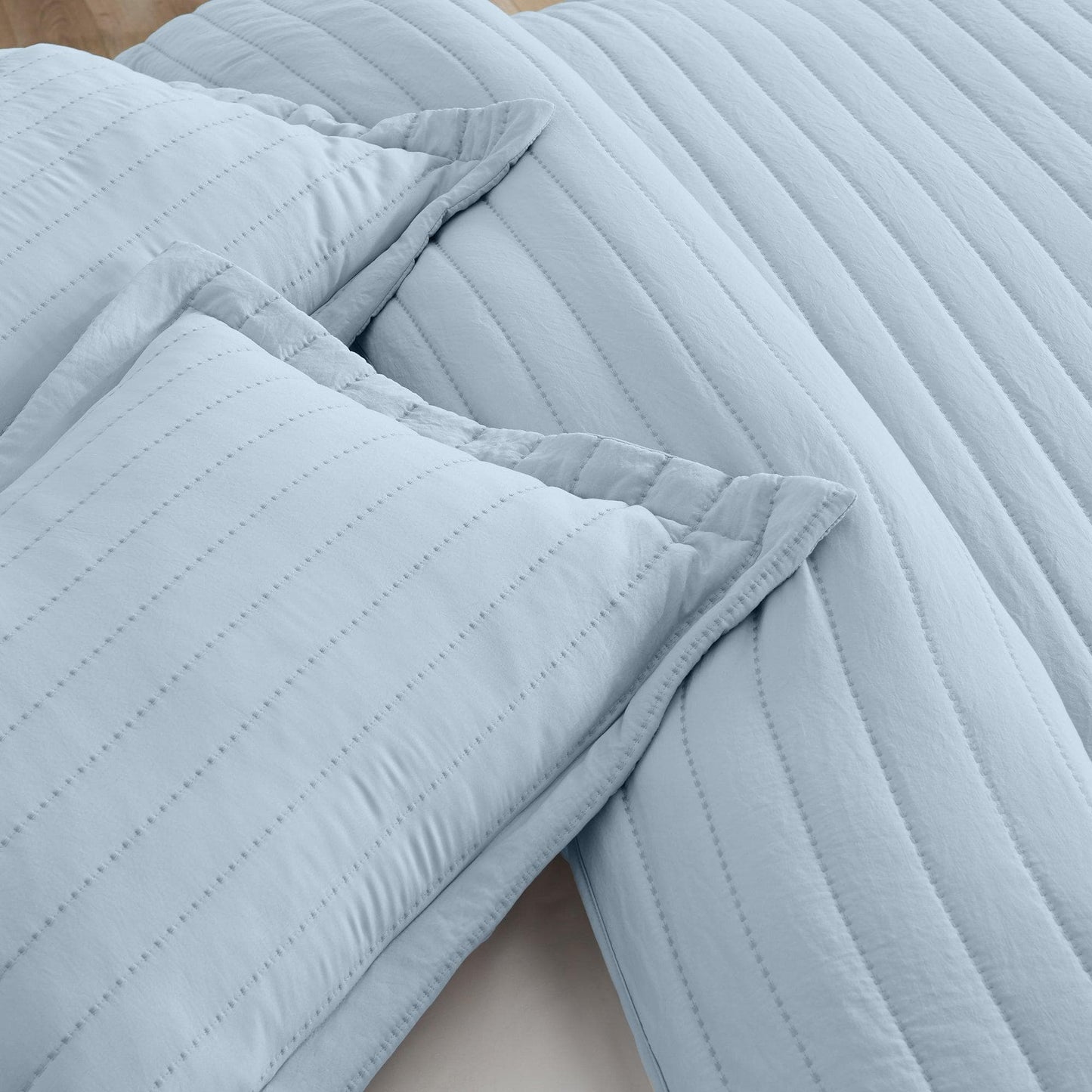 Solid Striped Quilt - Virginia Collection