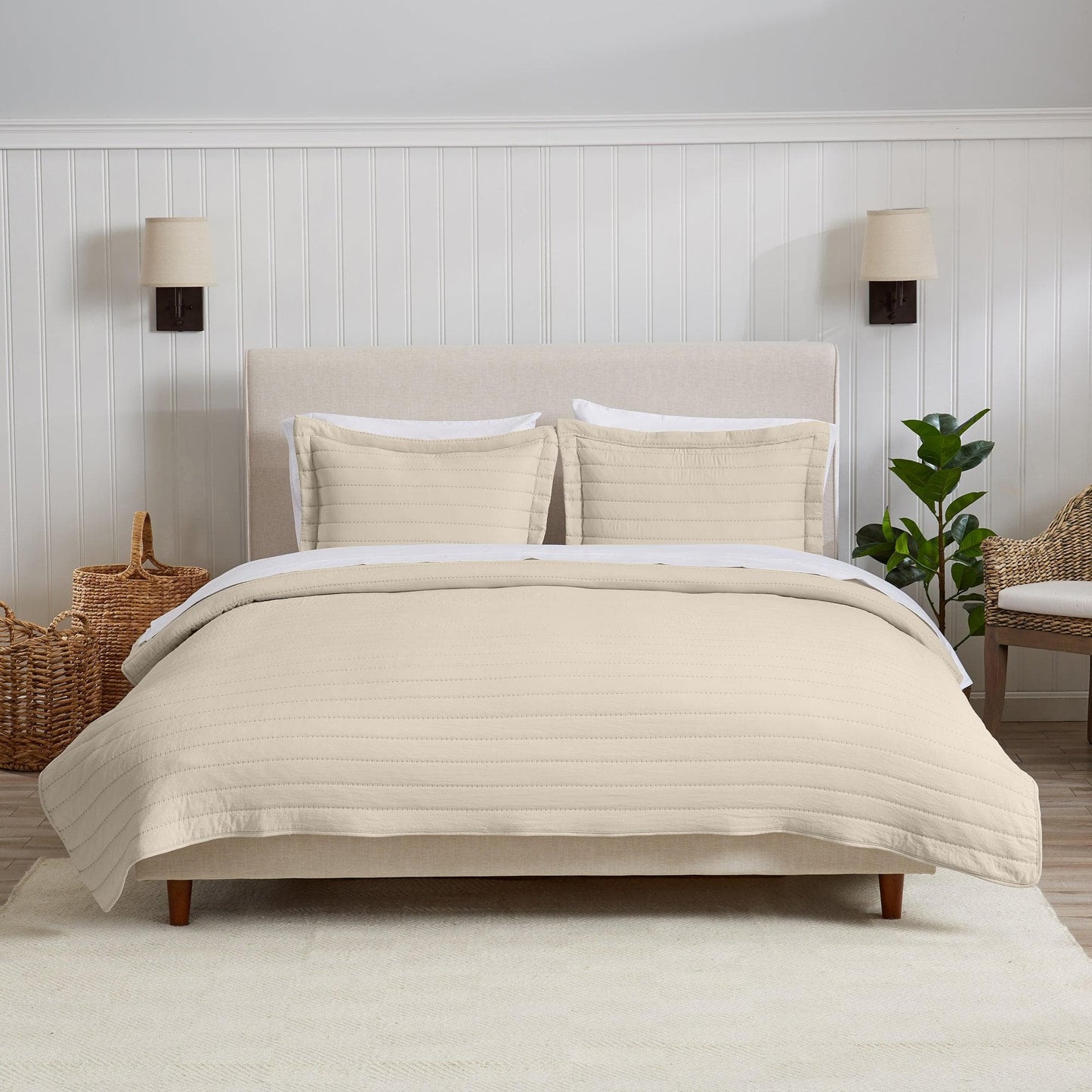 Solid Striped Quilt - Virginia Collection