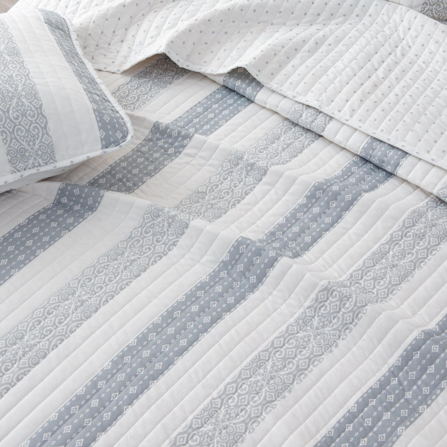 Stripe Quilt - Adele Collection