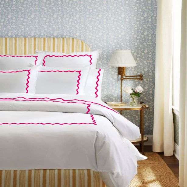Ava 400TC Cotton Scallop Embroidery Sateen Solid Duvet Cover Set