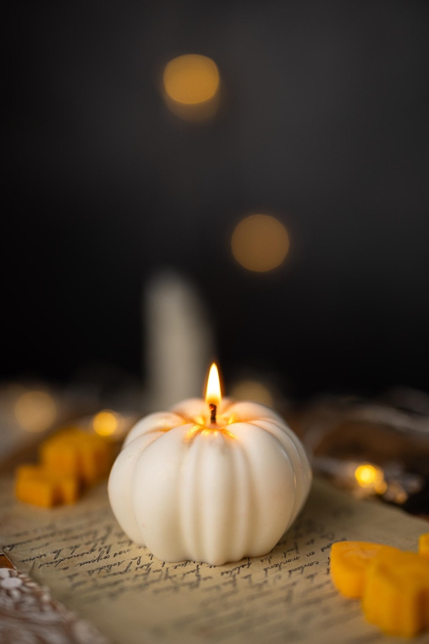 Pumpkin Soy Candle - Fall & Halloween Decor, Pumpkin Shaped, Scented