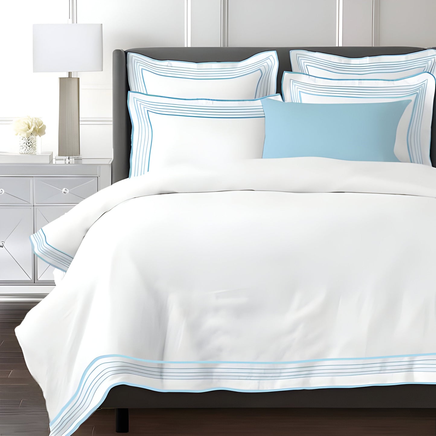 Smart Border 400TC Cotton Embroidery Sateen Solid Duvet Cover Set