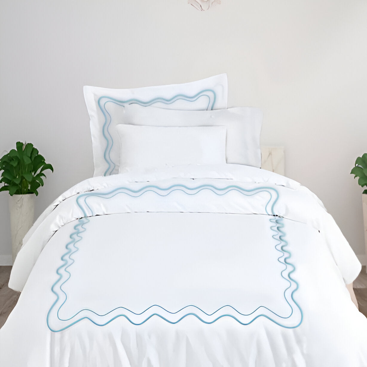 Double Wavy Embroidered Cotton Duvet Cover Set