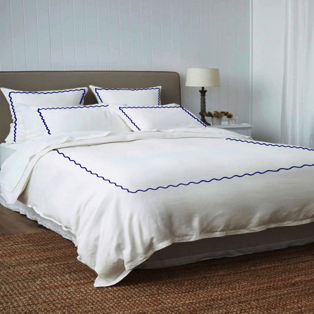 Ava 400TC Cotton Scallop Embroidery Sateen Solid Duvet Cover Set