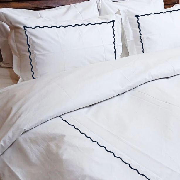 Ava 400TC Cotton Scallop Embroidery Sateen Solid Duvet Cover Set