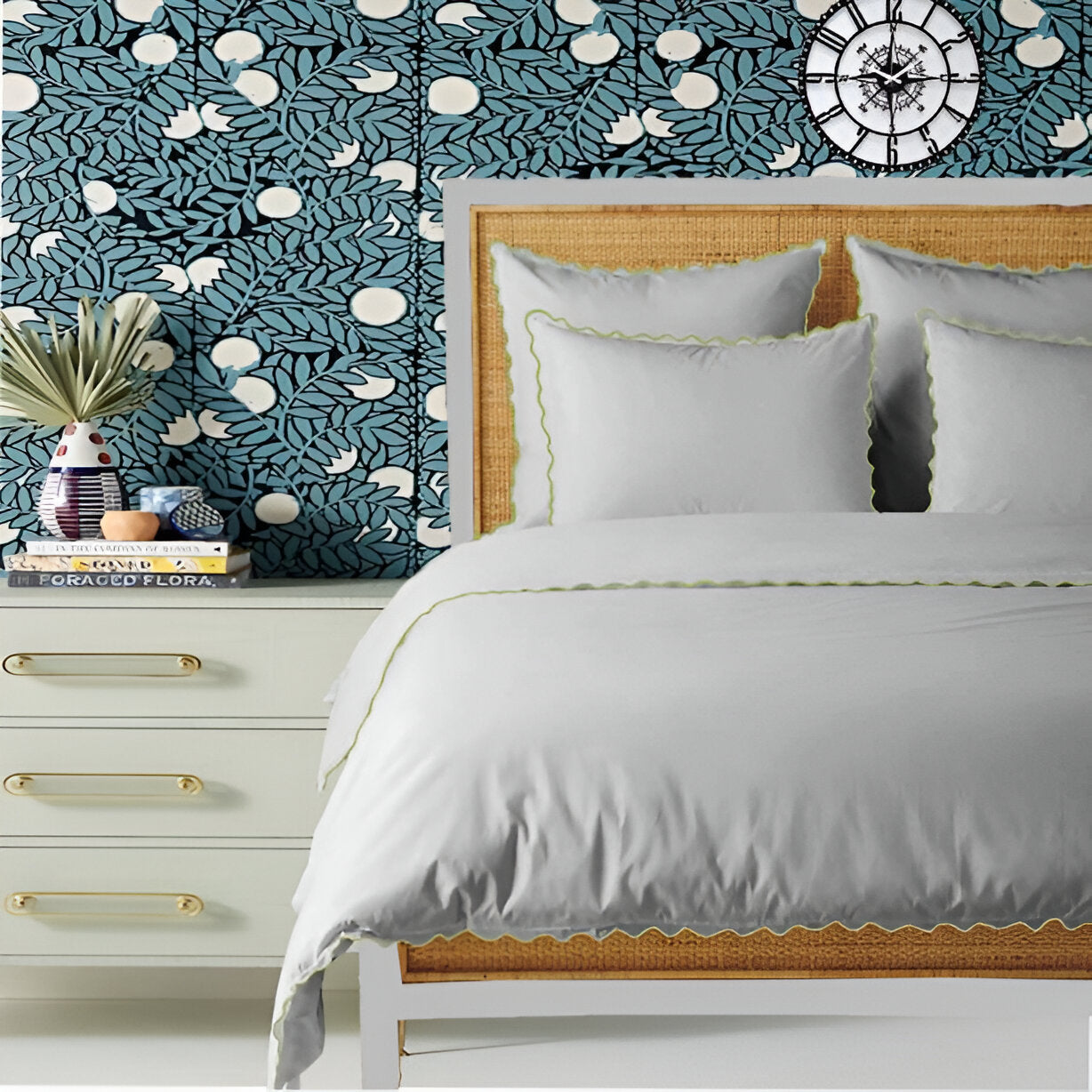 Light Grey 400TC Cotton Small Scallop Embroidery Duvet Cover Set