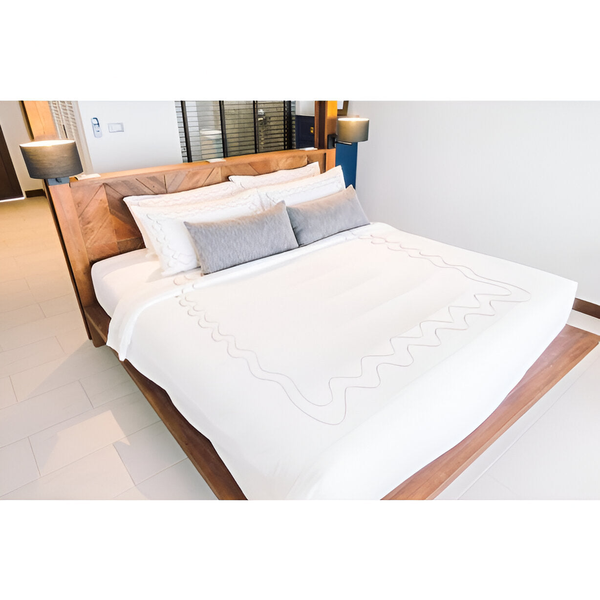 Double Wavy Embroidered Cotton Duvet Cover Set