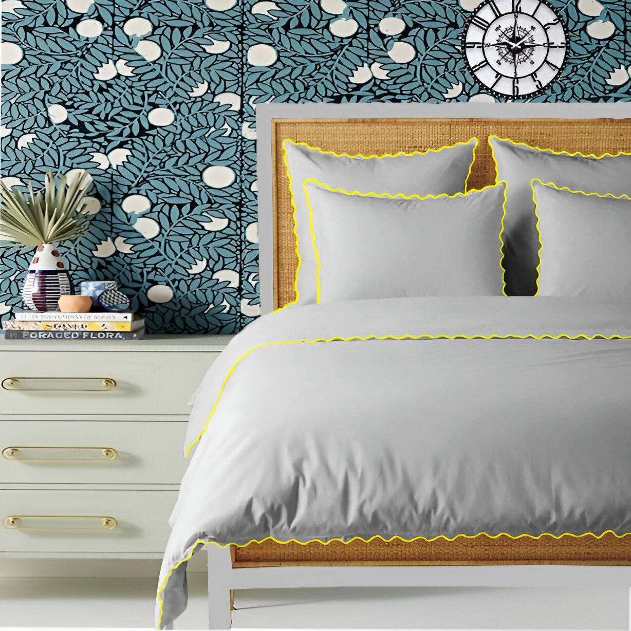 Light Grey 400TC Cotton Small Scallop Embroidery Duvet Cover Set