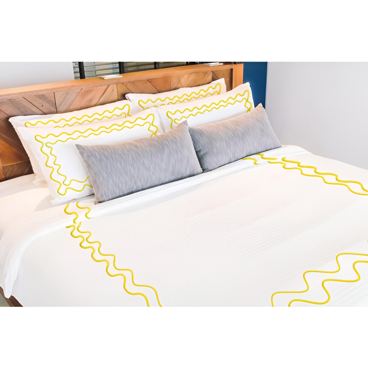 Double Wavy Embroidered Cotton Duvet Cover Set